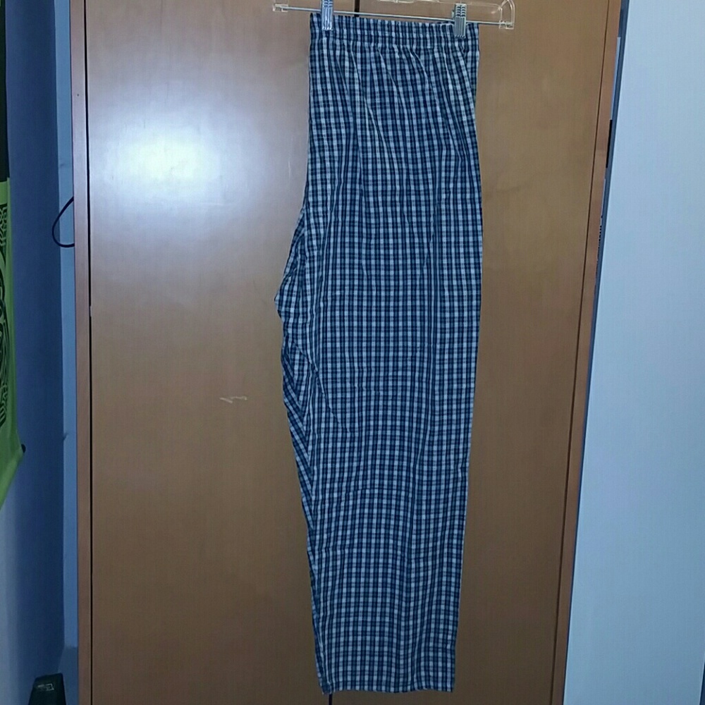 Knightsbridge Men's Sleepwear Outfit. Size XL.